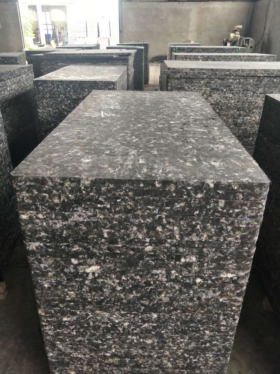 玻璃纤维板的特点